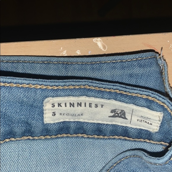 Jeans - Picture 2 of 4